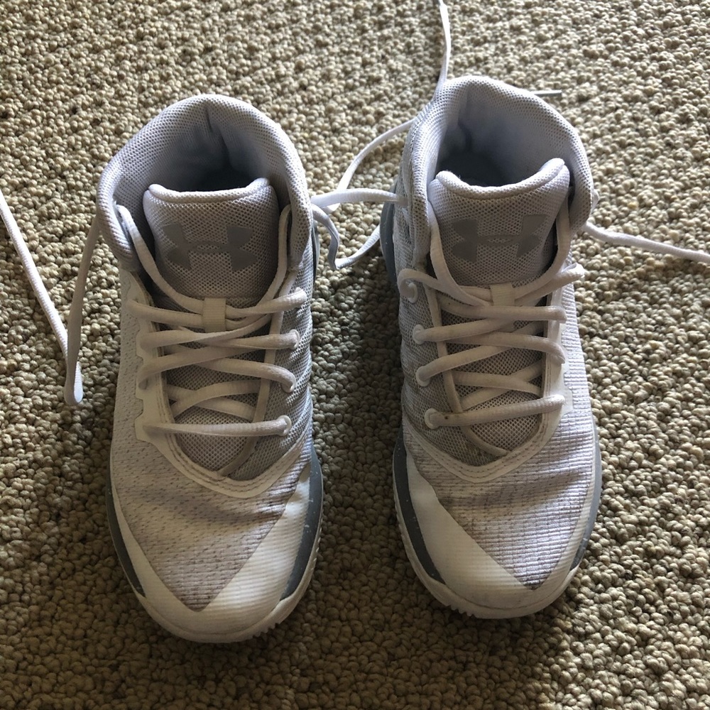 Under Armour Boys 13K